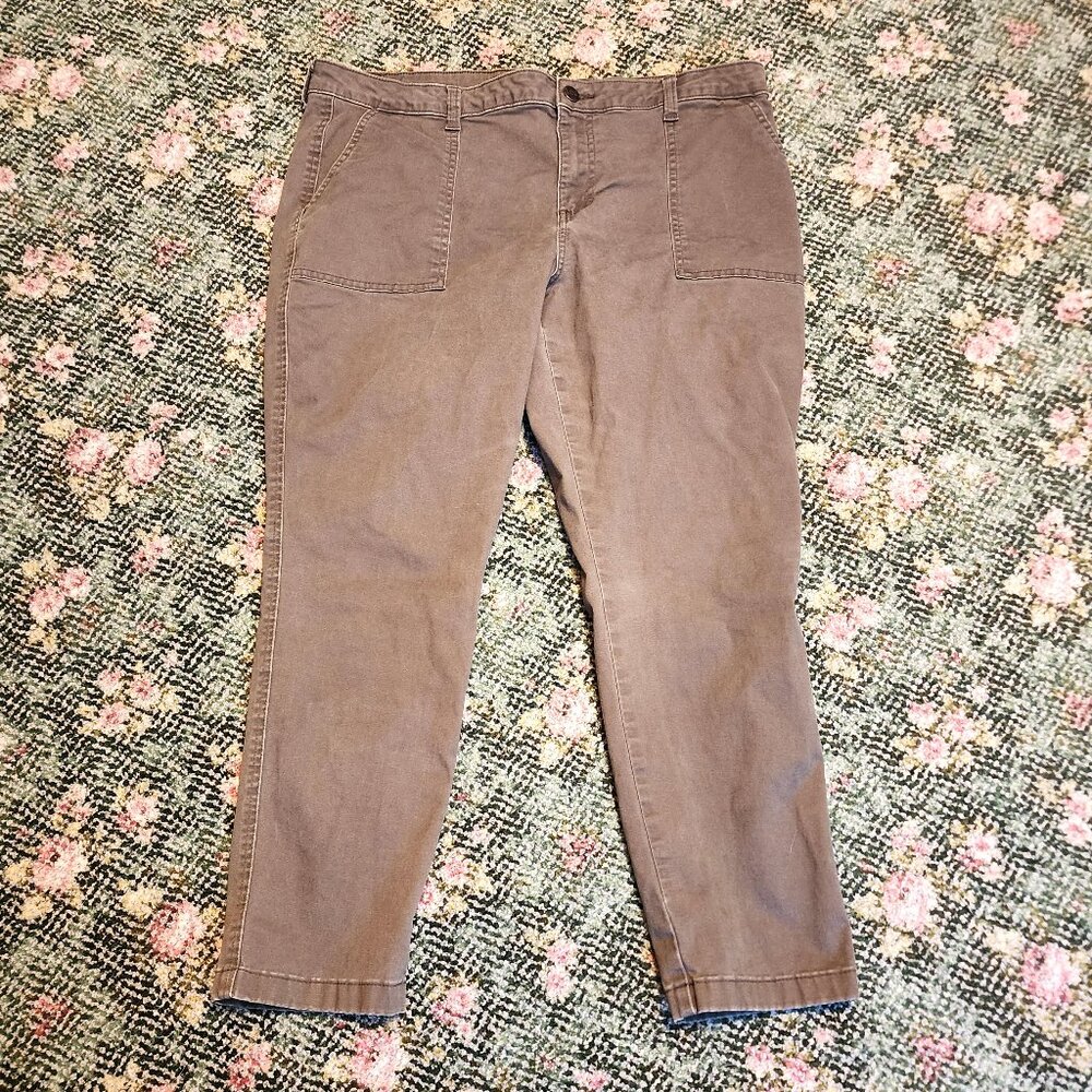 Lee Women's 18 Med Green Jeans denim pants Tapered Leg Regular Fit Mid Rise #567